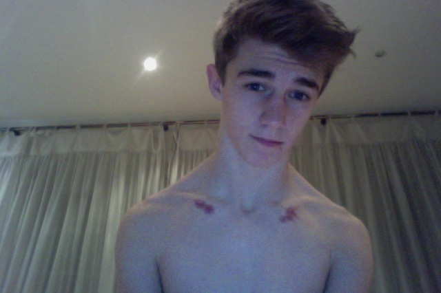 prettygayboys:  similar posts: here