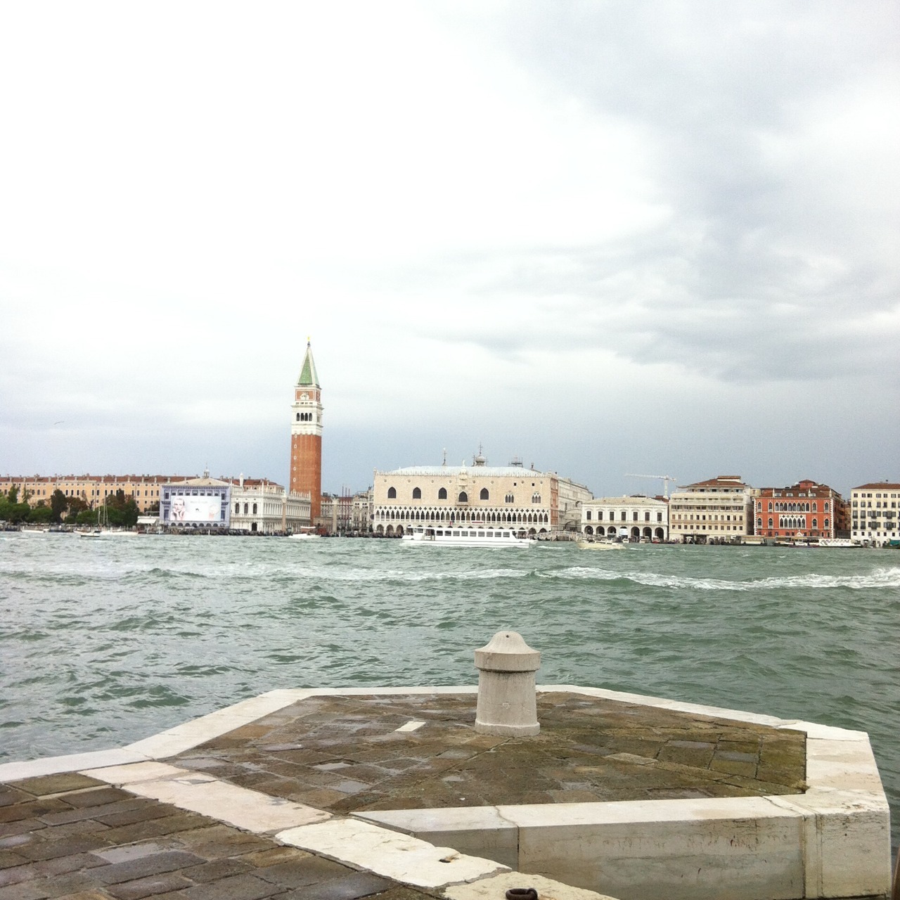 wtfarthistory:  Views from a day in Venice  :(