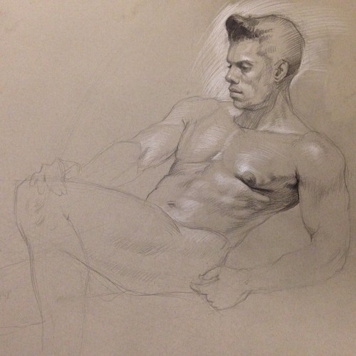 Sketching at the League. #artstudentsleague #newyork #nyc #drawing #figure #figurative #graphite #sk