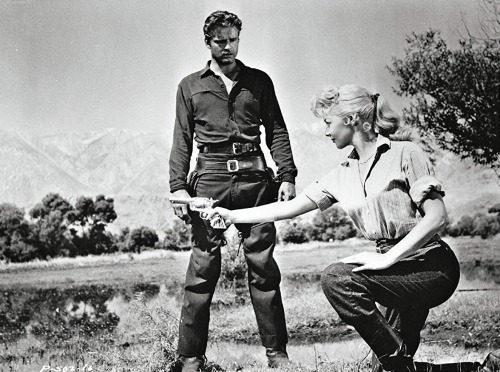 Mari Blanchard dans The return of Jack Slade, 1955.