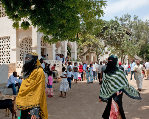 swahiliculture:  “Faces of Lamu” by Jens Schwarz [Lamu Island, Kenya]For centuries, Lamu Island was at the very center of the trade map and has become a significant center of Swahili culture in Africa. source