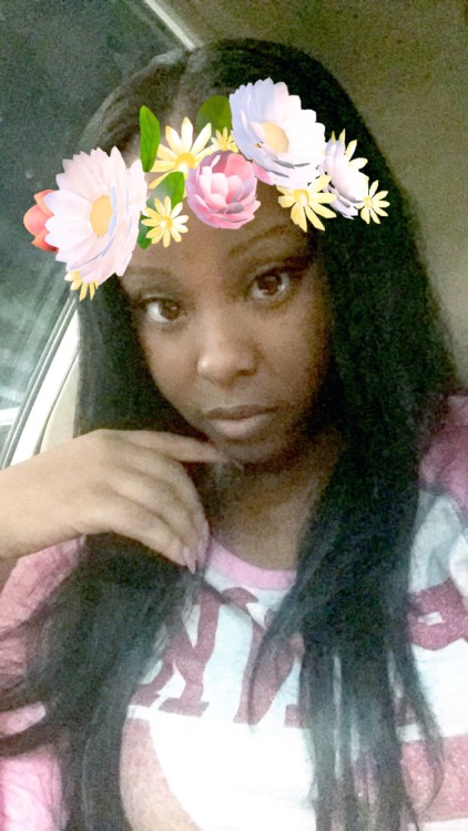 blackgirlsreverything:  IG:@xhoneytreasure Snapchat:@treasurejaee Twitter:@x__naturvlbaddie  Tumblr: @caramelxnxhoney