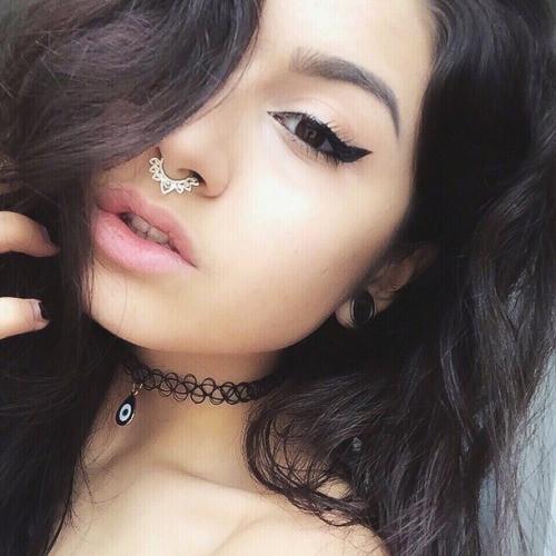 majjesticPIERCEDGIRLS #13#Septum