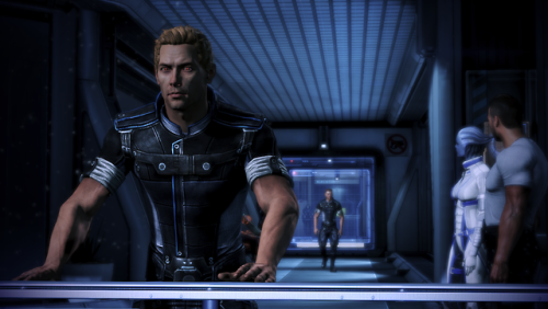 elevanetheirin:  More Commander Cullen Shepard he’s making my favorite Cullen expression in the bott