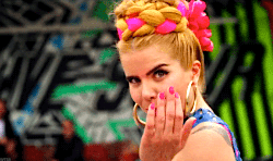 apup-deactivated20171002:  Paloma Faith in Sigma’s new video for Changing 