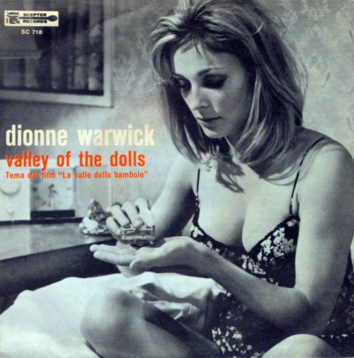 Italian 45 rpm of Dionne Warwick’s hit single of the theme from “Valley of the Dolls”.  Americ