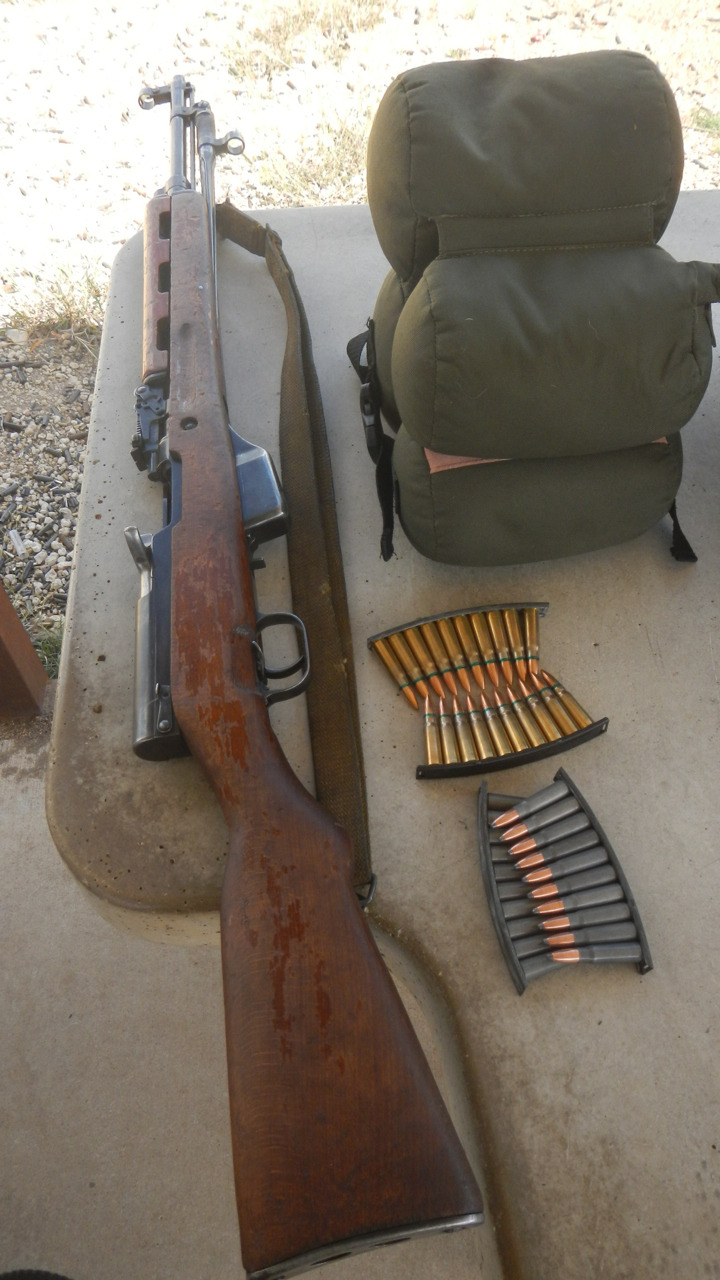 bolt-carrier-assembly:  yeoldegunporn:  Rifles at the range.   Oooh, an Albanian