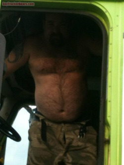 Fhabhotdamncobs:  Grunterprefers:  I’ve Always Wanted To Do It In The Cab Of A