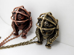 insanelygaming:  Bioshock Big Daddy Necklace