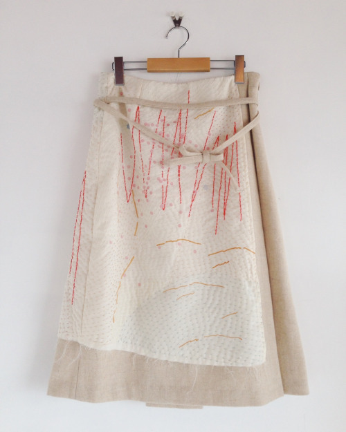 zazi 15aw “山のかけら、星の粒”sashiko wool wrap skirt / beige