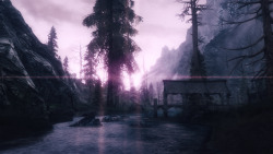 bleakfalls-blog: Riverwood at sunrise with Dark Fantasy Overhaul and Insomnia CGI ENB.