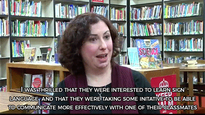 sizvideos:  5th graders are learning sign language so that they can communicate