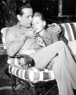 deforest:  Humphrey Bogart and Lauren Bacall at their Benedict Canyon home, 1940s 