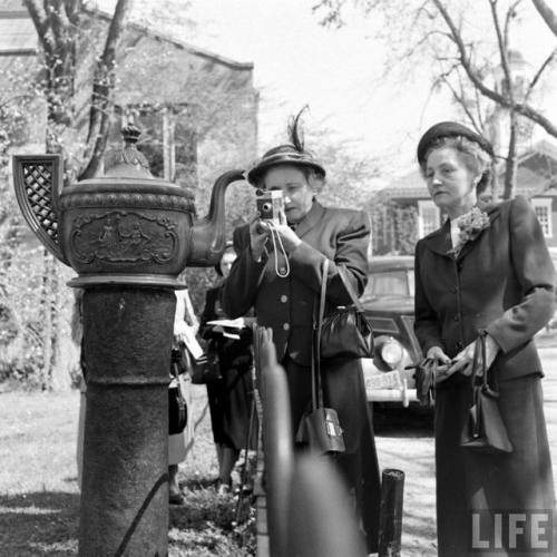 Tour of Edenton, North Carolina(Edward Clark. 1949)