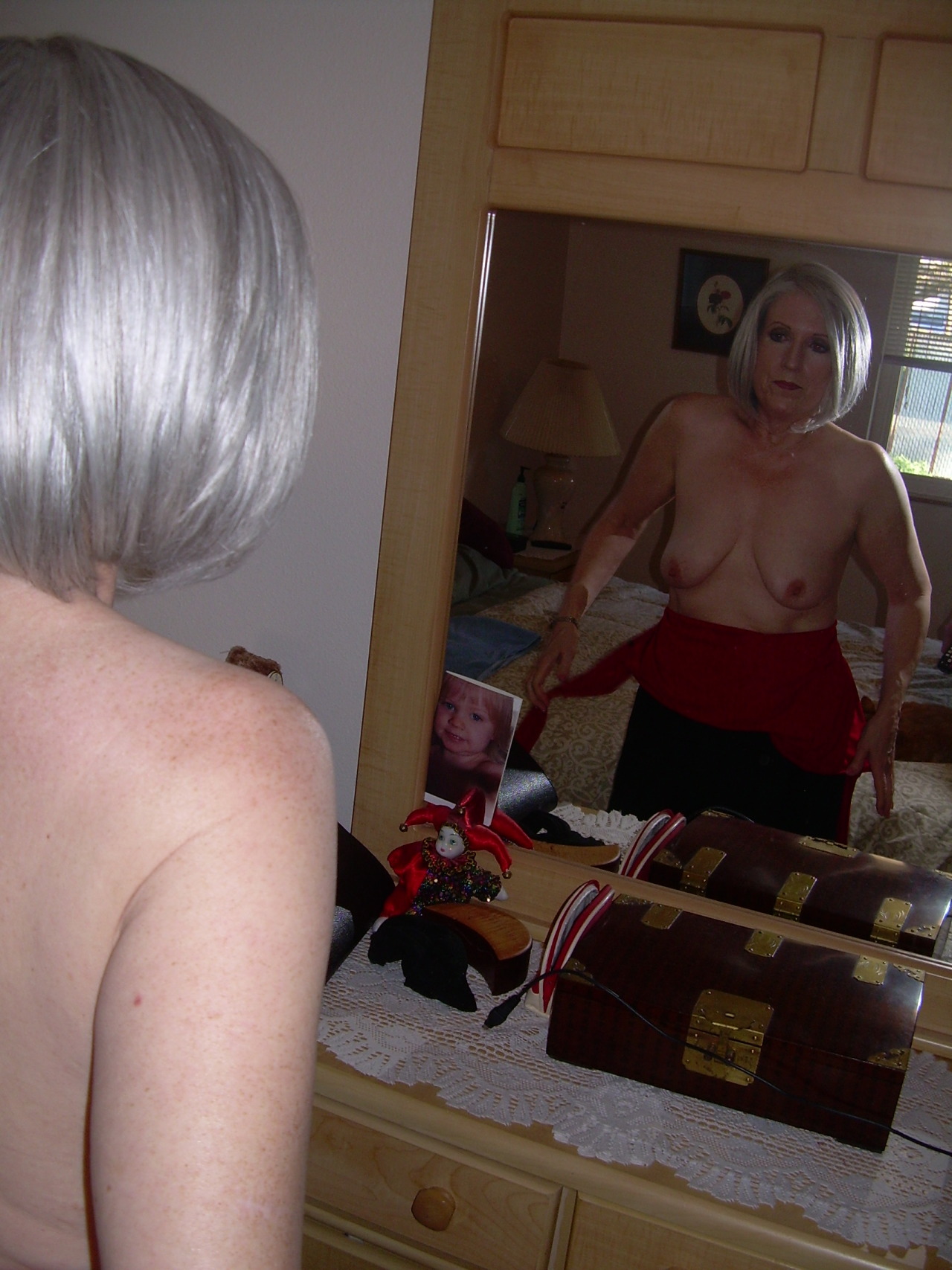 youthdrain:Sheila LOVES to have strange cock inside her pussy!