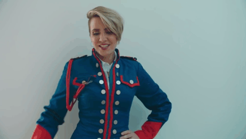 tumblr_p4km9ug1Zm1x6lik1o1_500.gif