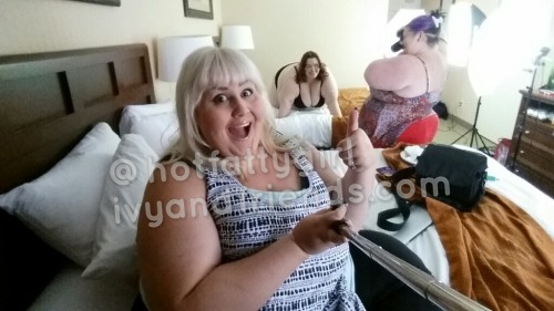 hotfattygirl: Having so much fun in Michigan with pleasantlyplumpssbbw and malicessbbw!