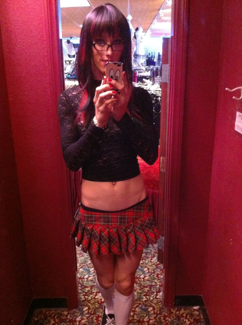unevenpieceofmind:  School girl Sunday at work!! :3 