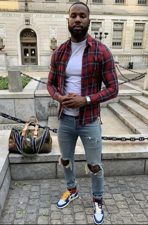 Charlibal:his Fashion Is Forward Series… 