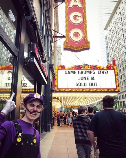 Went to Chicago to see Game Grumps Live dressed as Waluigi! I even made it up on stage (Videos incom