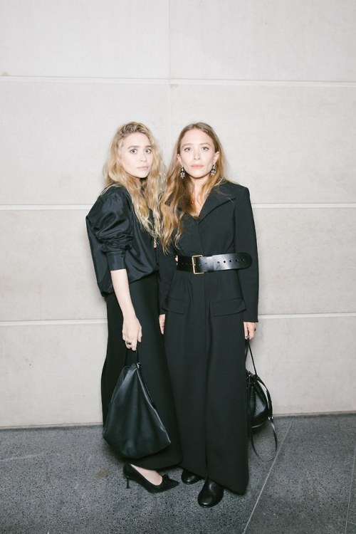 olsendaily: Ashley and Mary-Kate at the 2018 CFDA Awards