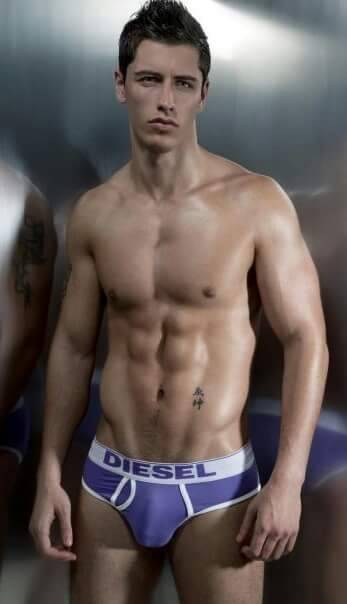 wvilldog:  Hot