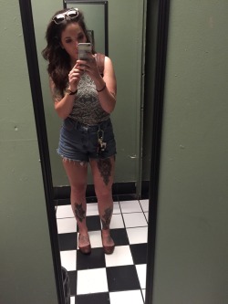 Fuckyeaheda:  Hello