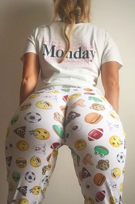 yogapantlouv:  emoji ass