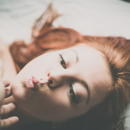 Just don’t break up the connection.. #model #czech #sillyness #redhair #greeneyes #beautiful #