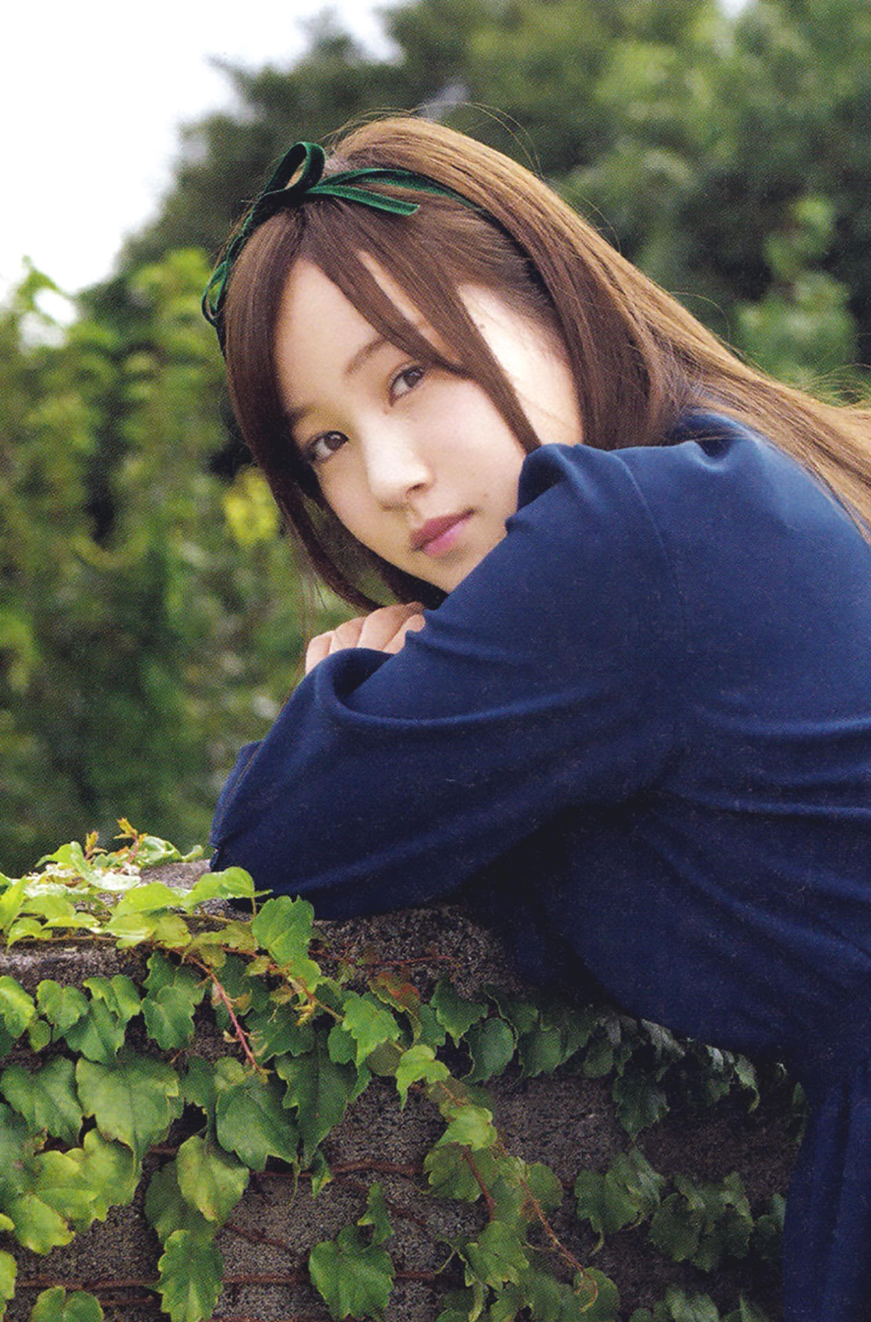 46pic:  Minami Hoshino - ENTAME  