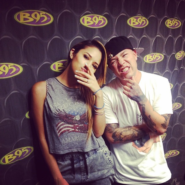 villegas-news:  jasminevillegas: The cool kids 🙊🙈 @youngjizzo ❤️ @b95fresno