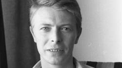 'Loves To Be Loved' A David Bowie Blog