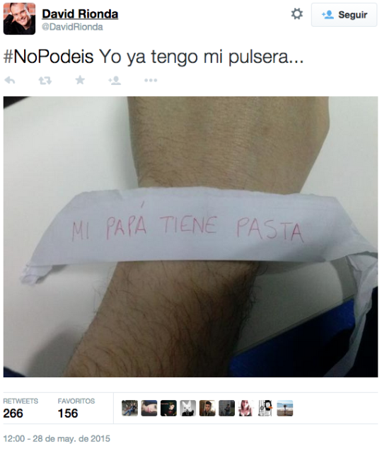 Pulsera #NoPodéis, la nueva 'power balance' "anti-Podemos" (y no es coña)