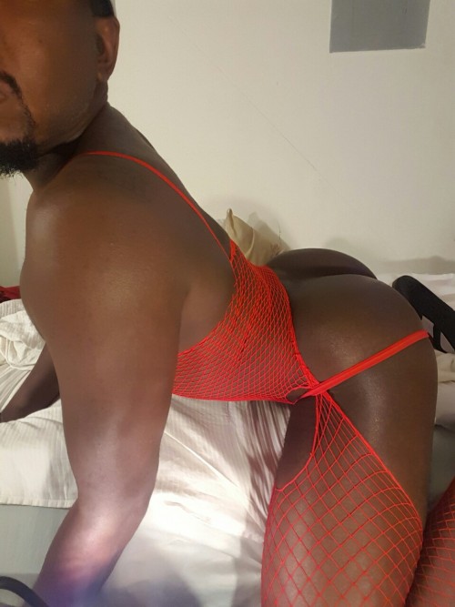 comehereraw:  Afrodisiac1 on kik.