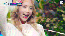 tellsmeyourwish:  Hey turn it up! 