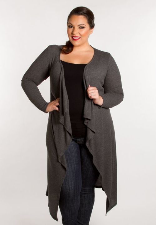 beautiful-real-women:  Stay warm this season while maintaining your cozy comfort and fashion-forward style. This plus size duster cardigan is the perfect layering piece! Shop www.curvaliciousc…