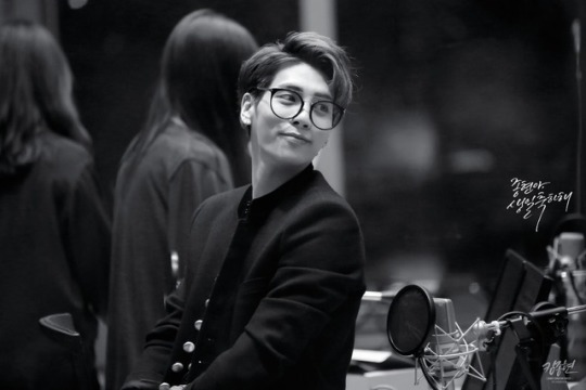 happy birthday jonghyun! © king jonghyun 🌙 do not modify.