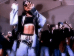 Thatskayyyy:  Guccithrill:  Back And Forth - Aaliyah  🌸