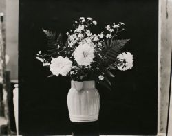 sentimental-obsessions:      CONSTANTIN BRANCUSIBouquet of Flowers, 1930 Gelatin silver print9 3/8 × 11 ¾ in23.8 × 29.8 cm 