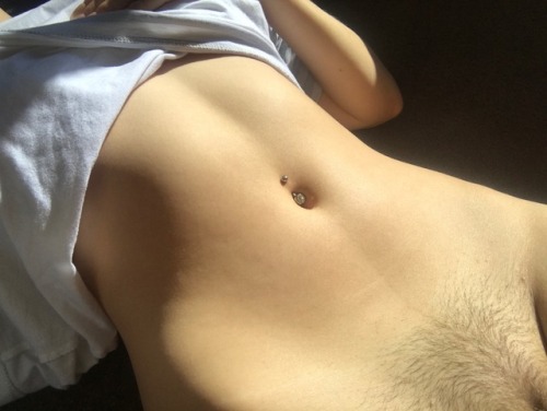 slutbrat:  Learning 2 luv my body hair 👑 18+ don’t delete caption pls