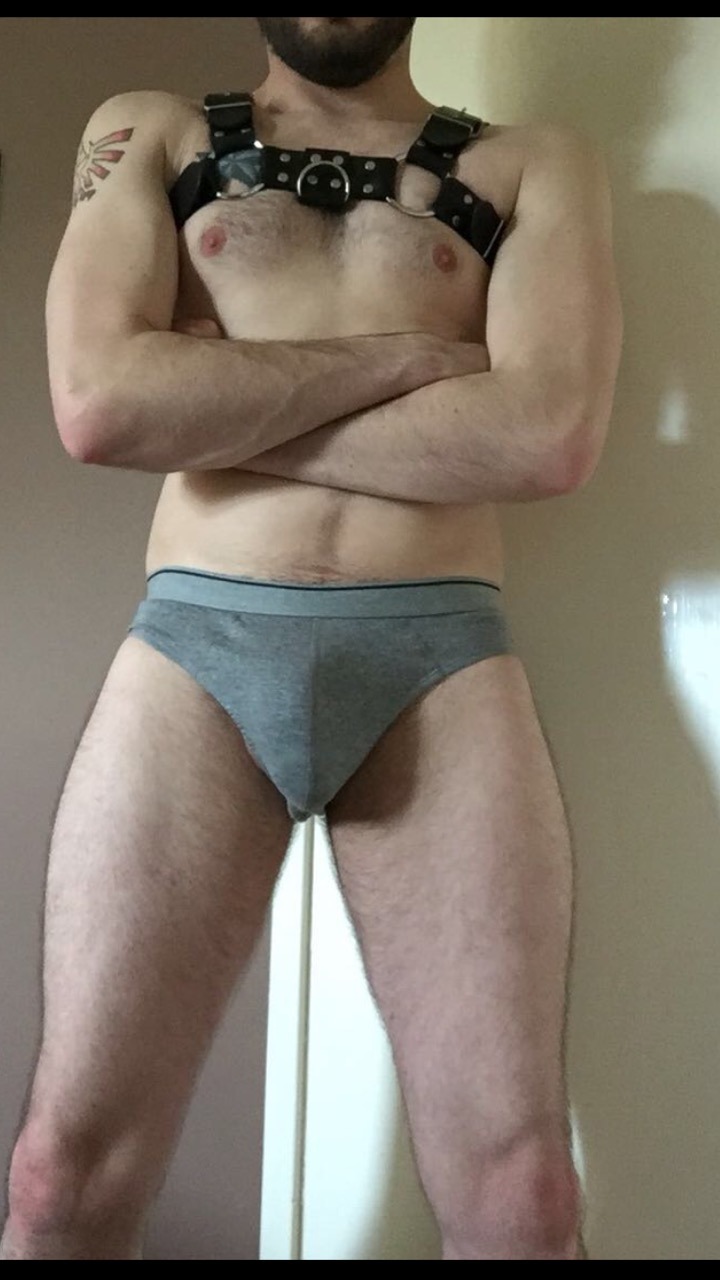 underlads:  The hottest guys in their underwear at UNDERLADS with over 16,000 followers!!!