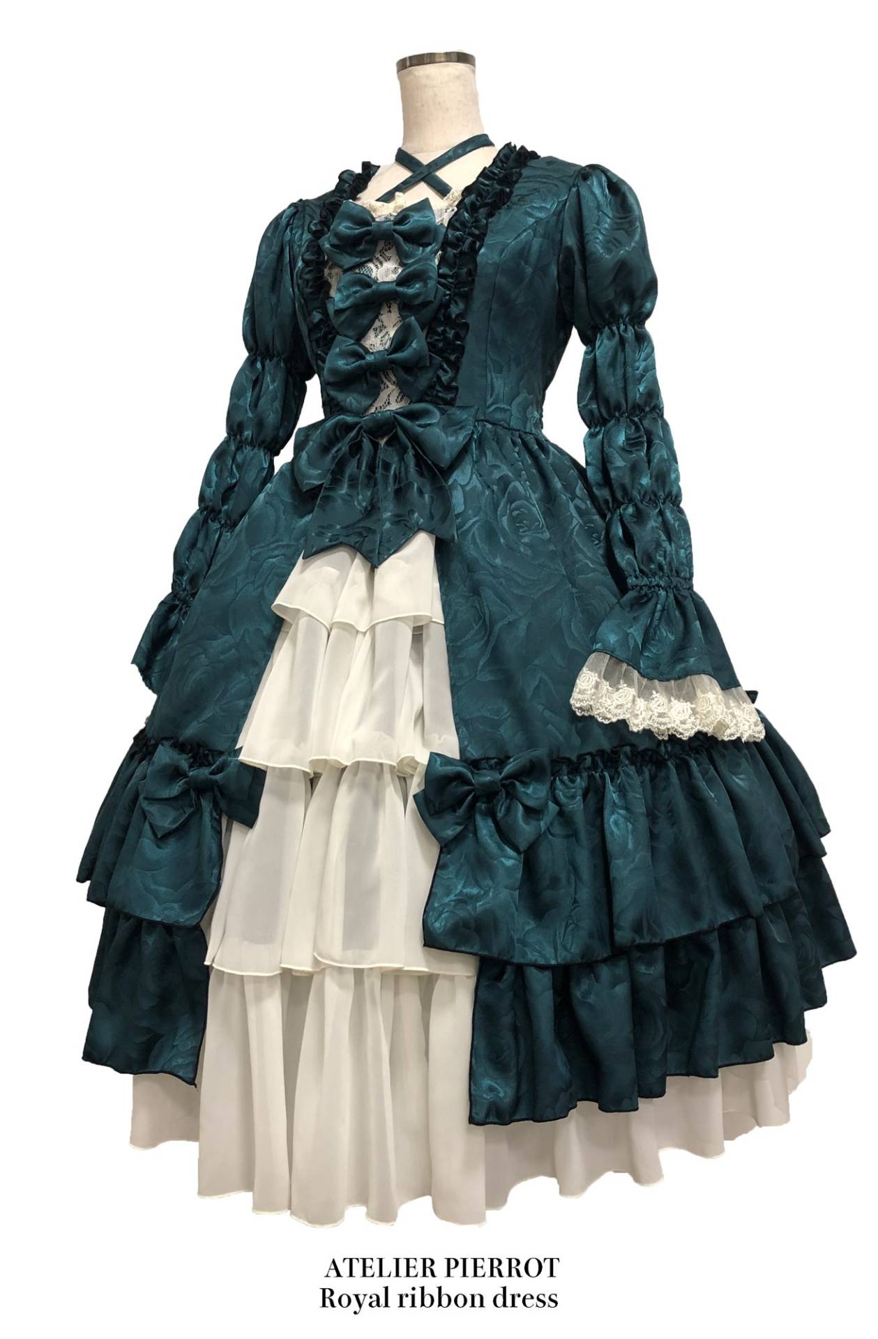 Lolitina, Atelier Pierrot