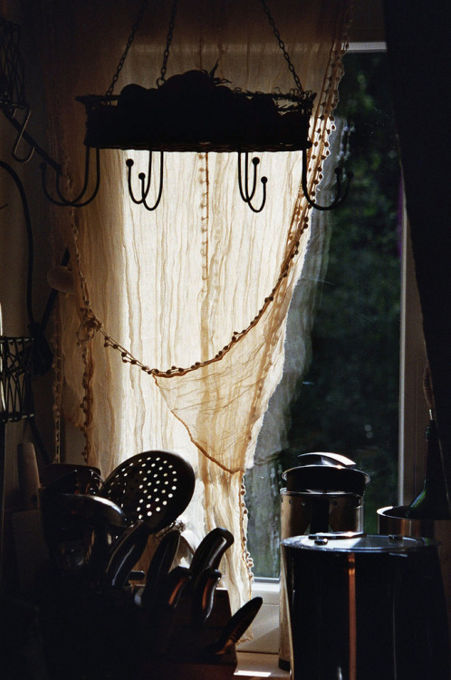 vacants: Kitchen Curtain (by .steppenwolf)