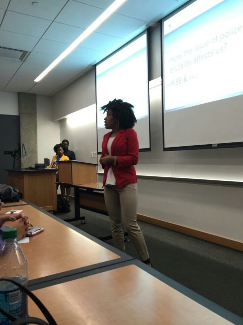 ldriley:  cocoabuttadreams:  #unt #naacp #blackout cocoabuttadreams  I love this power shot: big hair, red blazer!? You. Look. Amazing!!! Go awf