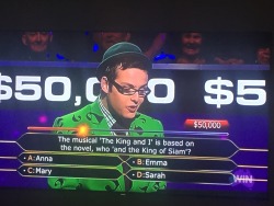 salamander-side-dish: butterflyhairclips-and-chocolate:  THERES SOME GUY DRESSED UP LIKE THE RIDDLER ON HOT SEAT IM CRYING  AND HE WON TOO 