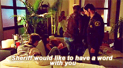 farhampton:  veronica mars + cultural references 