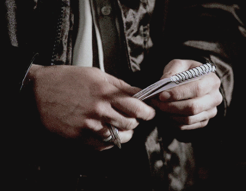 dean: a study in hands (4/?)