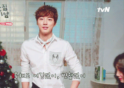 dooleycouple:        Christmas greetings from the cast of "Flower Boy Next Door"