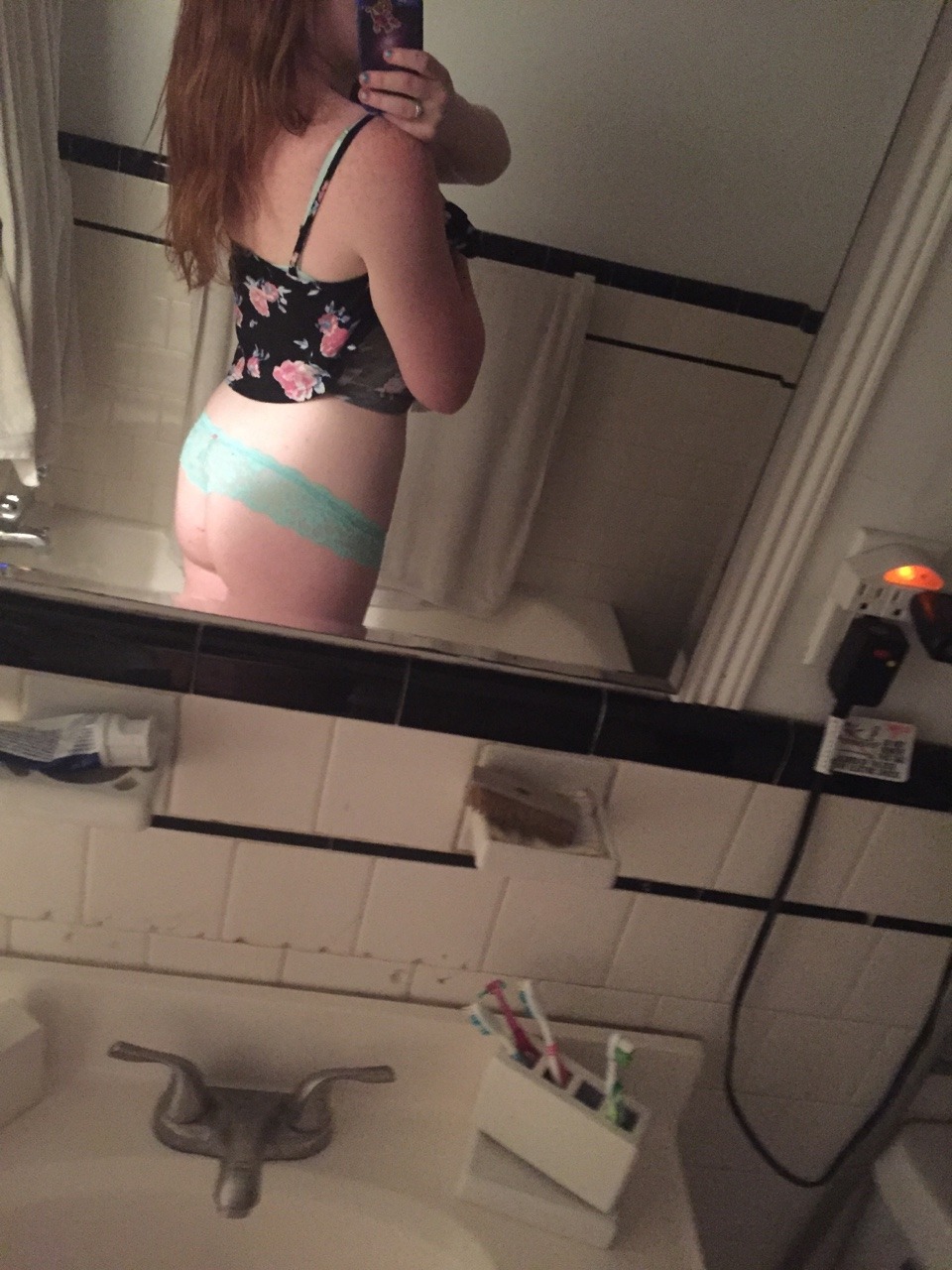 I 💗 sundresses 😄  God I fucking love this girl! Like and reblog scarletkane