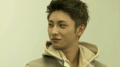 Shinjiro Atae Shinjiro Atae a 與真司郎と伊藤千晃の心を操る